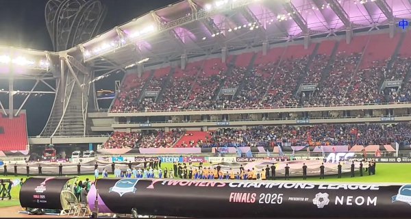 高开网 墨尔本城女足队长：会告诉亲戚朋友，武汉真是个旅游的好地方