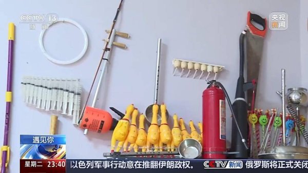美港通证券 胡萝卜、黄河泥都能跨界变乐器 在他手里万物皆有BGM